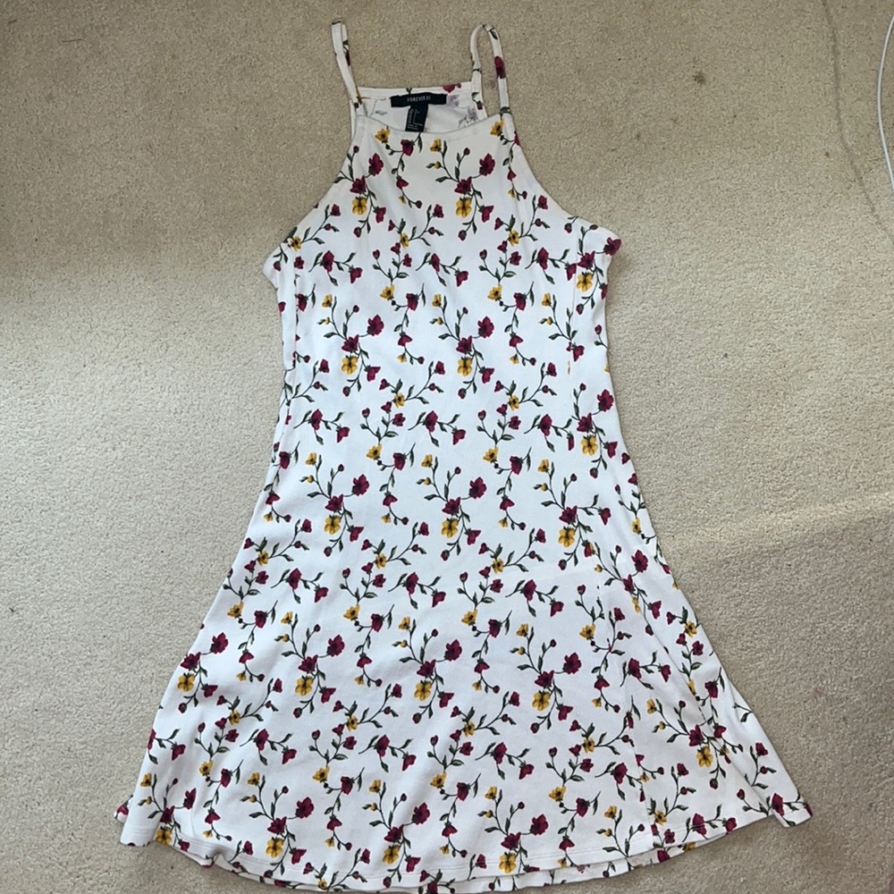 White flowery dress